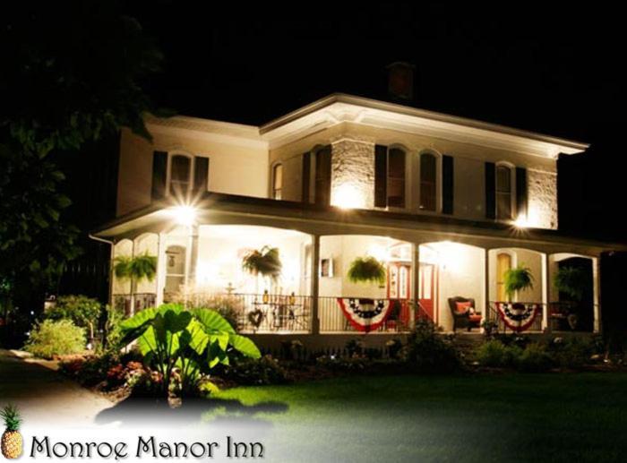 Monroe Manor Inn South Haven Exterior photo